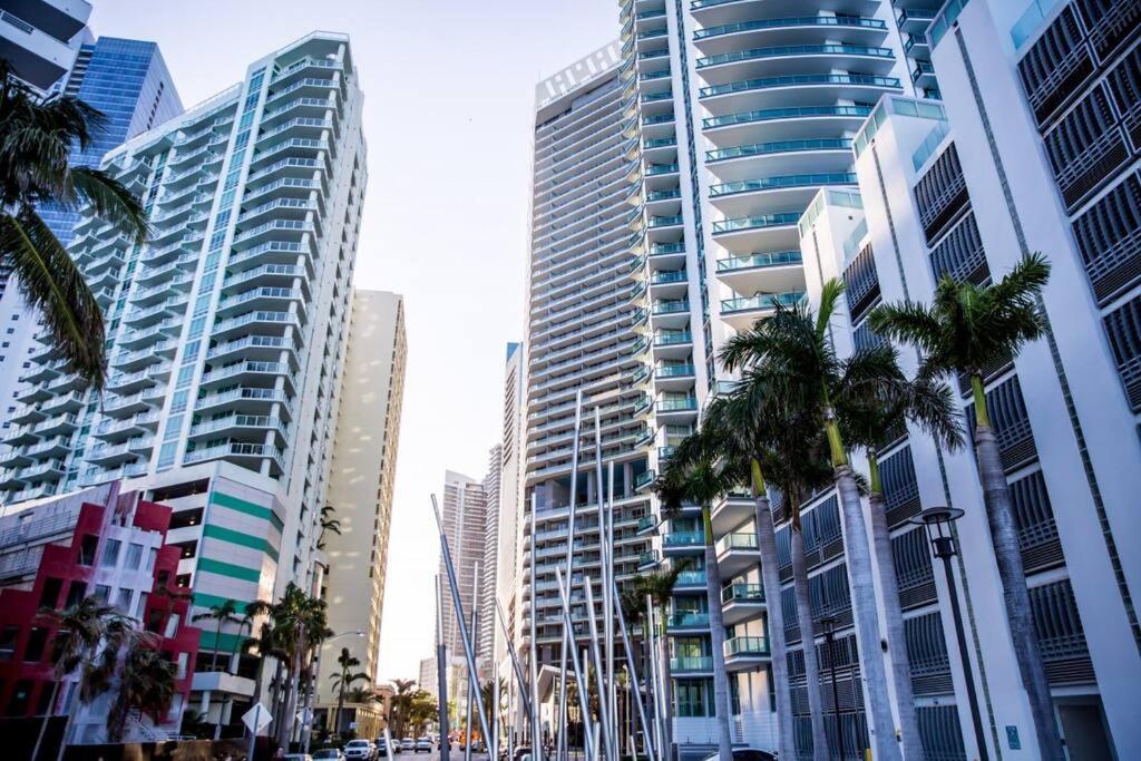 Apartment 4br With Bay View At Brickell, Free Parking *