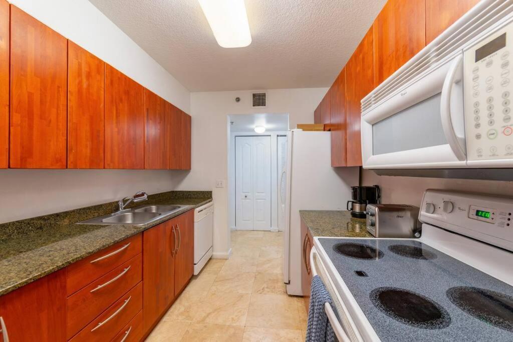 Apartment 4br With Bay View At Brickell, Free Parking Miami